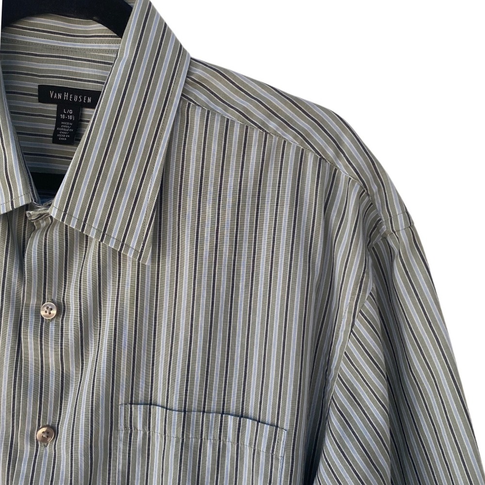 Van Heusen Striped Button Up Short Sleeve Casual Shirt Large 16/16.5‎ EUC Dress
